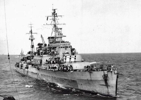 HMCS UGANDA Crown Colony Class Light Cruise