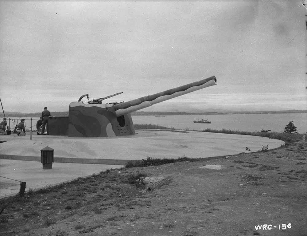 9.2-inch coastal defence gun at Albert Head