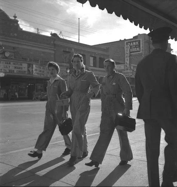 Edmonton workers leave for the factory